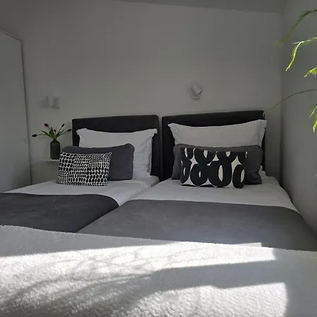 Konukevi By The Sea 3*